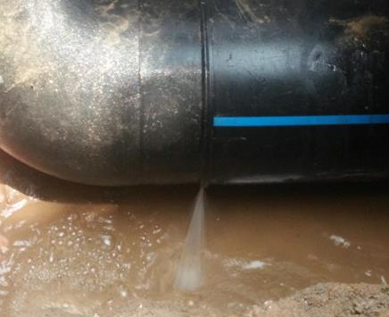 郎溪楼顶渗水维修公司为大家分享下郎溪卫生间漏水维修修补技术!